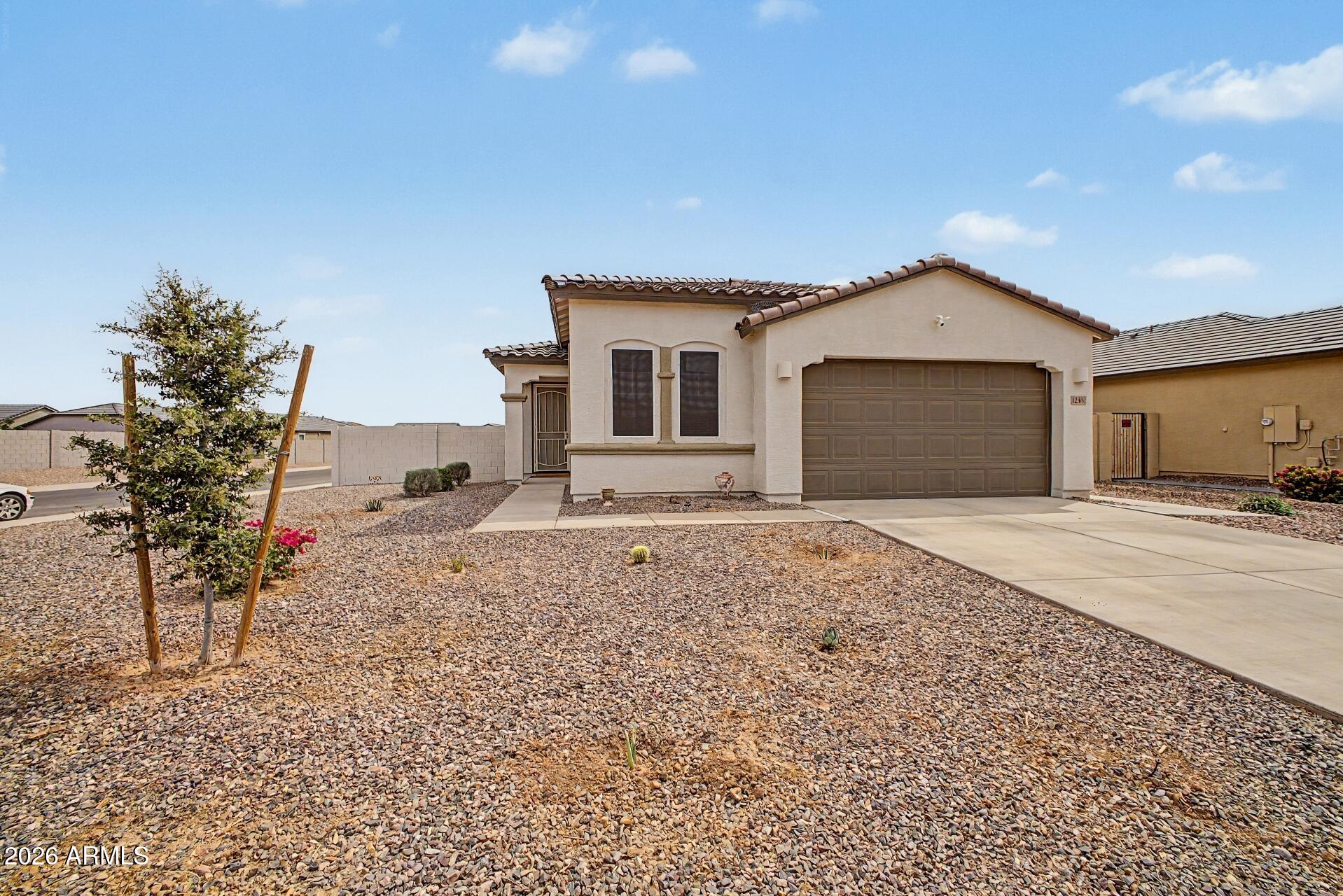 MAGMA RANCH II UNIT 1 - Residential