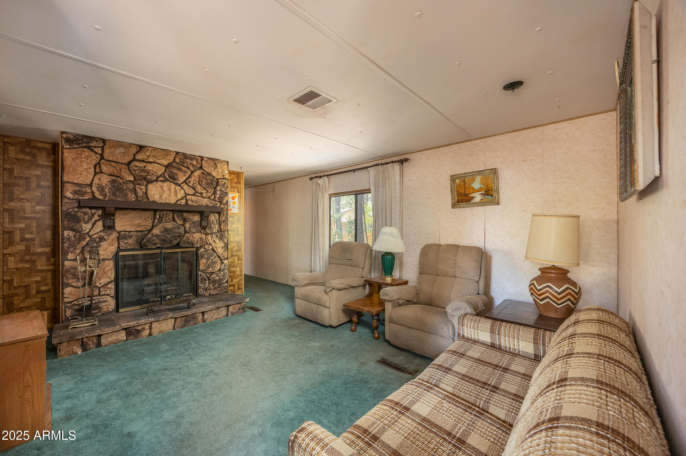 17130 S REDWOOD Drive