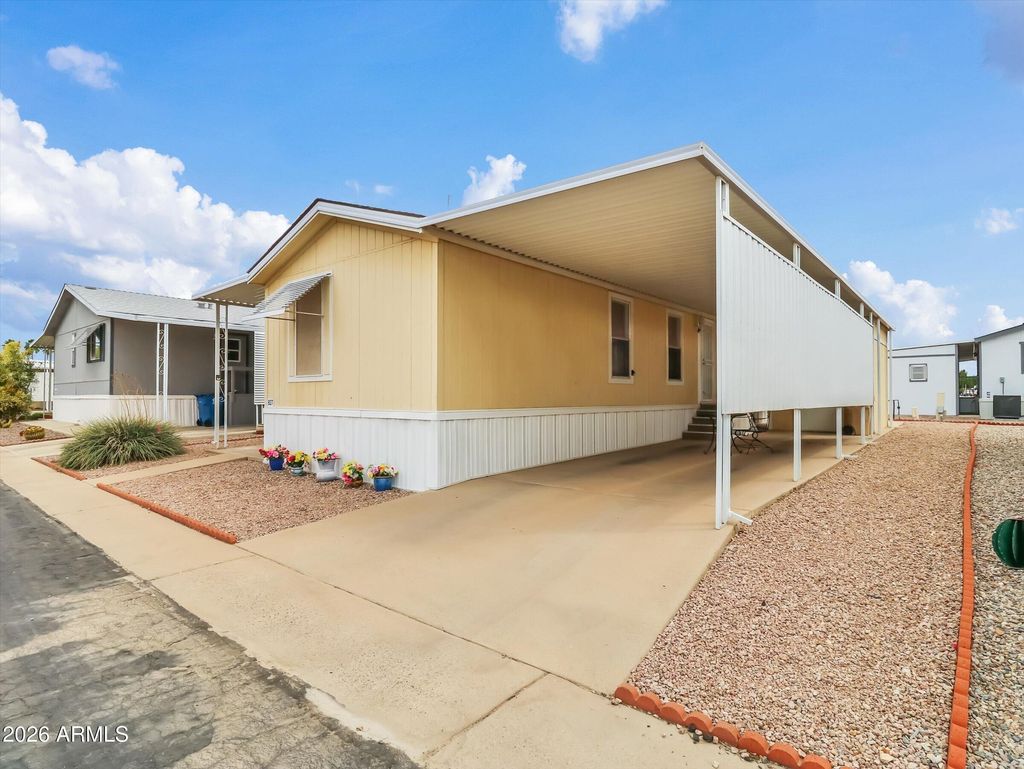 Photo of 301 S Signal Butte Road #827, Apache Junction, AZ 85120 (MLS # 7012815)