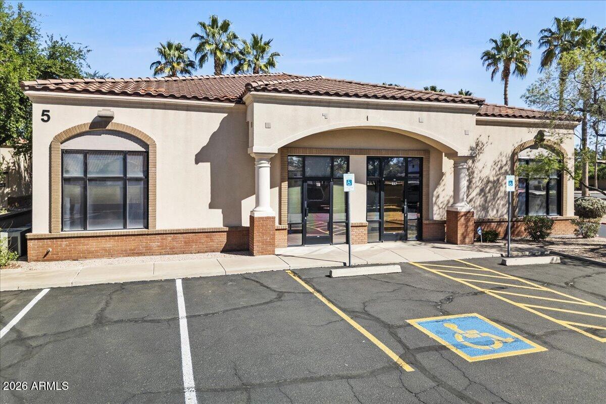 428 S GILBERT Road 116