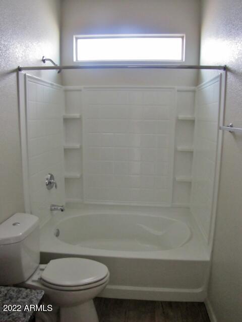 Holiday Estates - Residential Lease