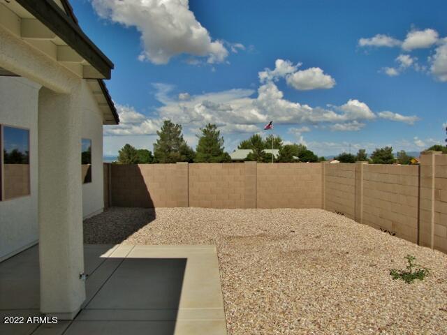 Holiday Estates - Residential Lease