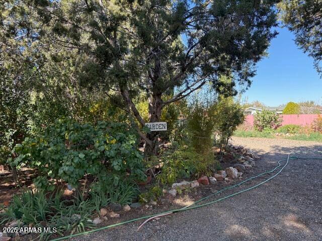 4691 N GLENROSA Circle