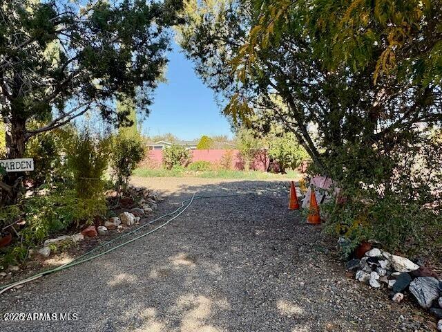 4691 N GLENROSA Circle