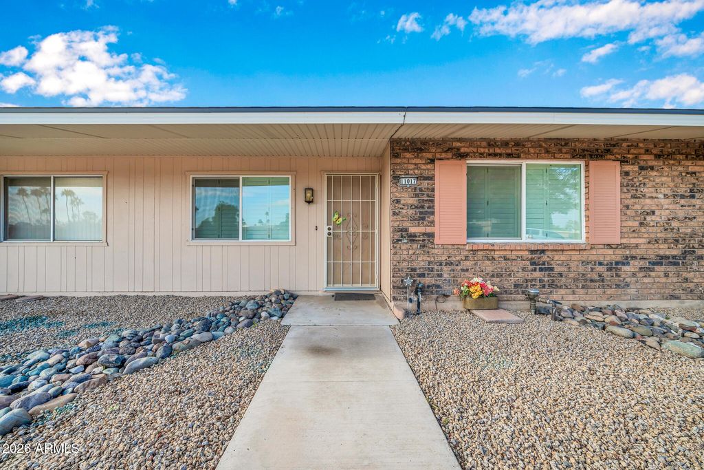 Photo of 11017 W Thunderbird Boulevard, Sun City, AZ 85351 (MLS # 6963181)