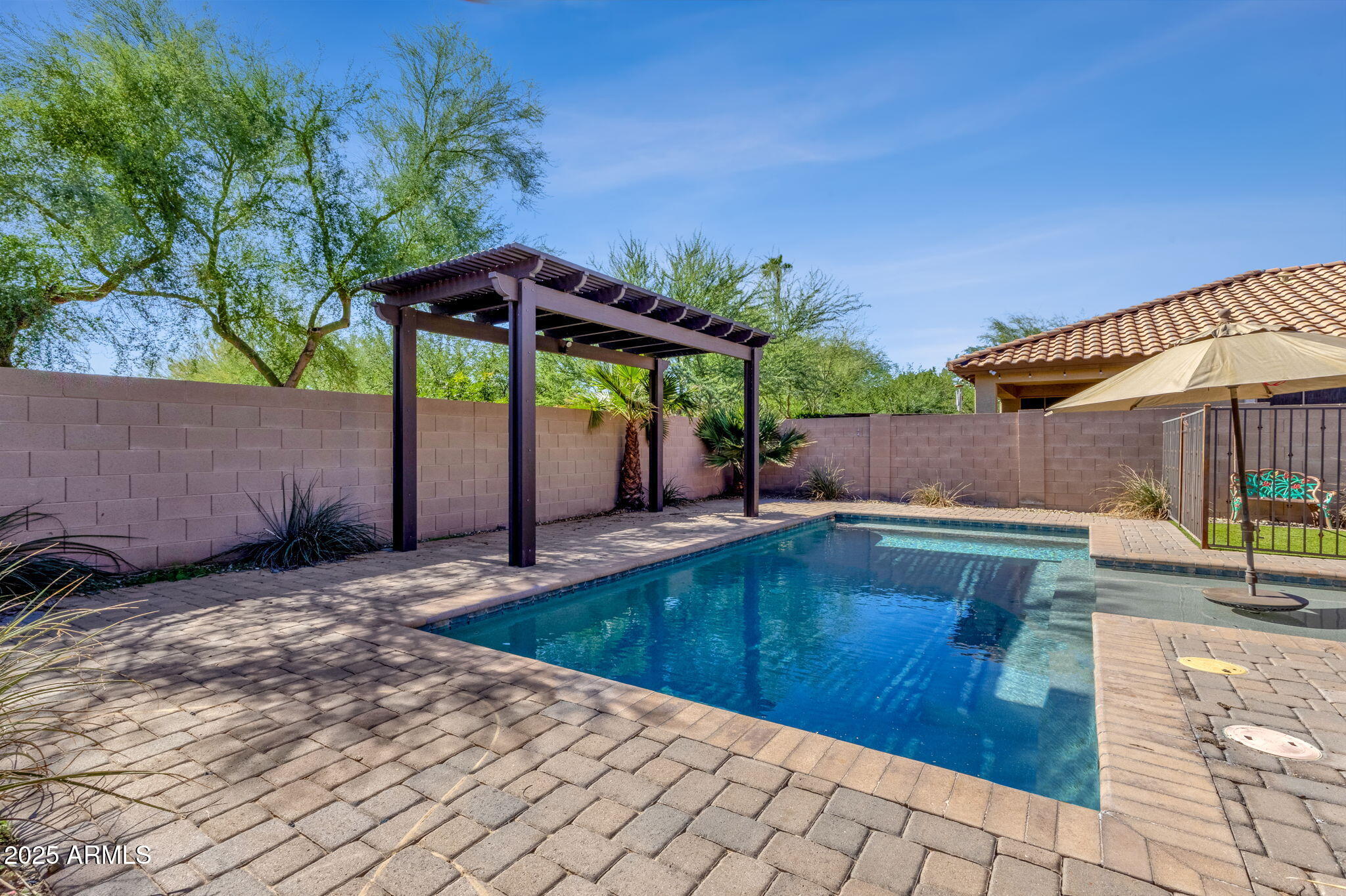 2947 E SALTSAGE Drive