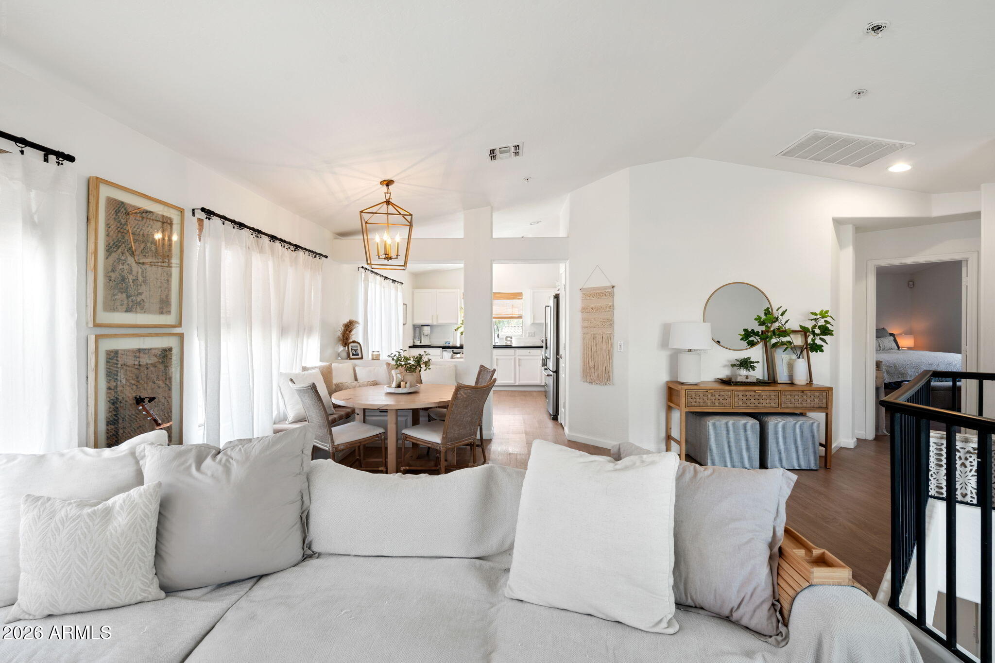 10212 E BETONY Drive