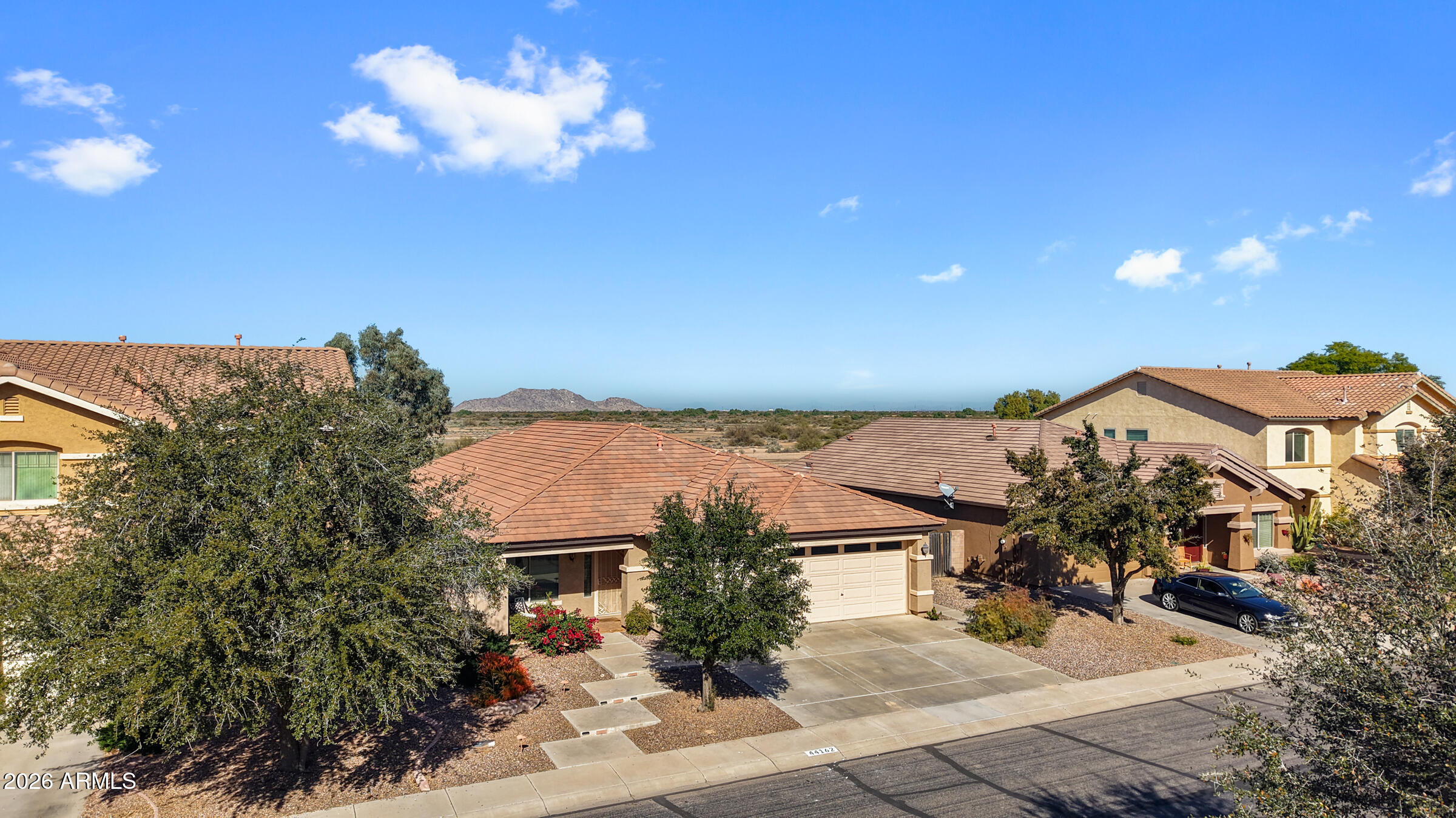 44162 W ADOBE Circle