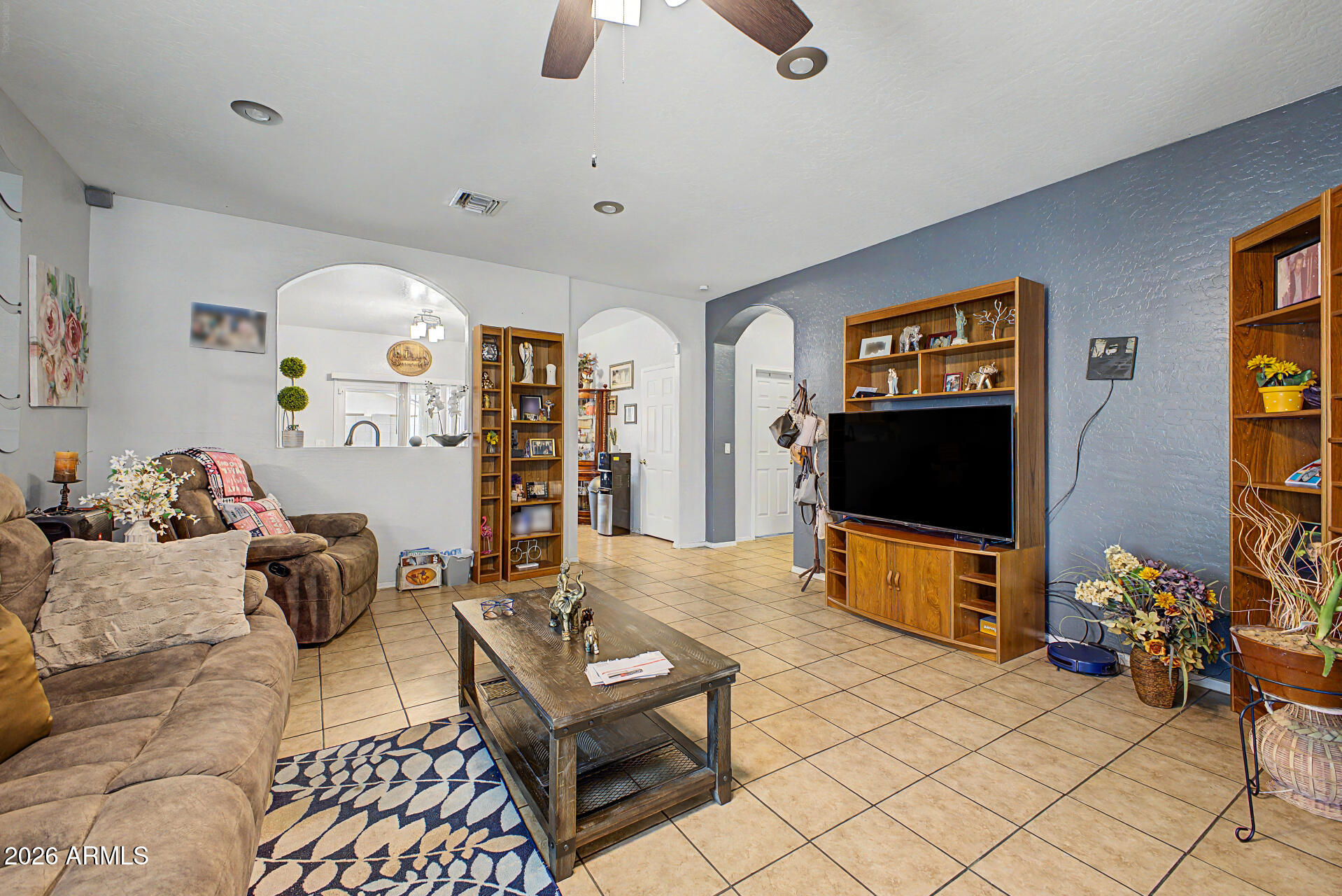 6434 S 10TH Drive