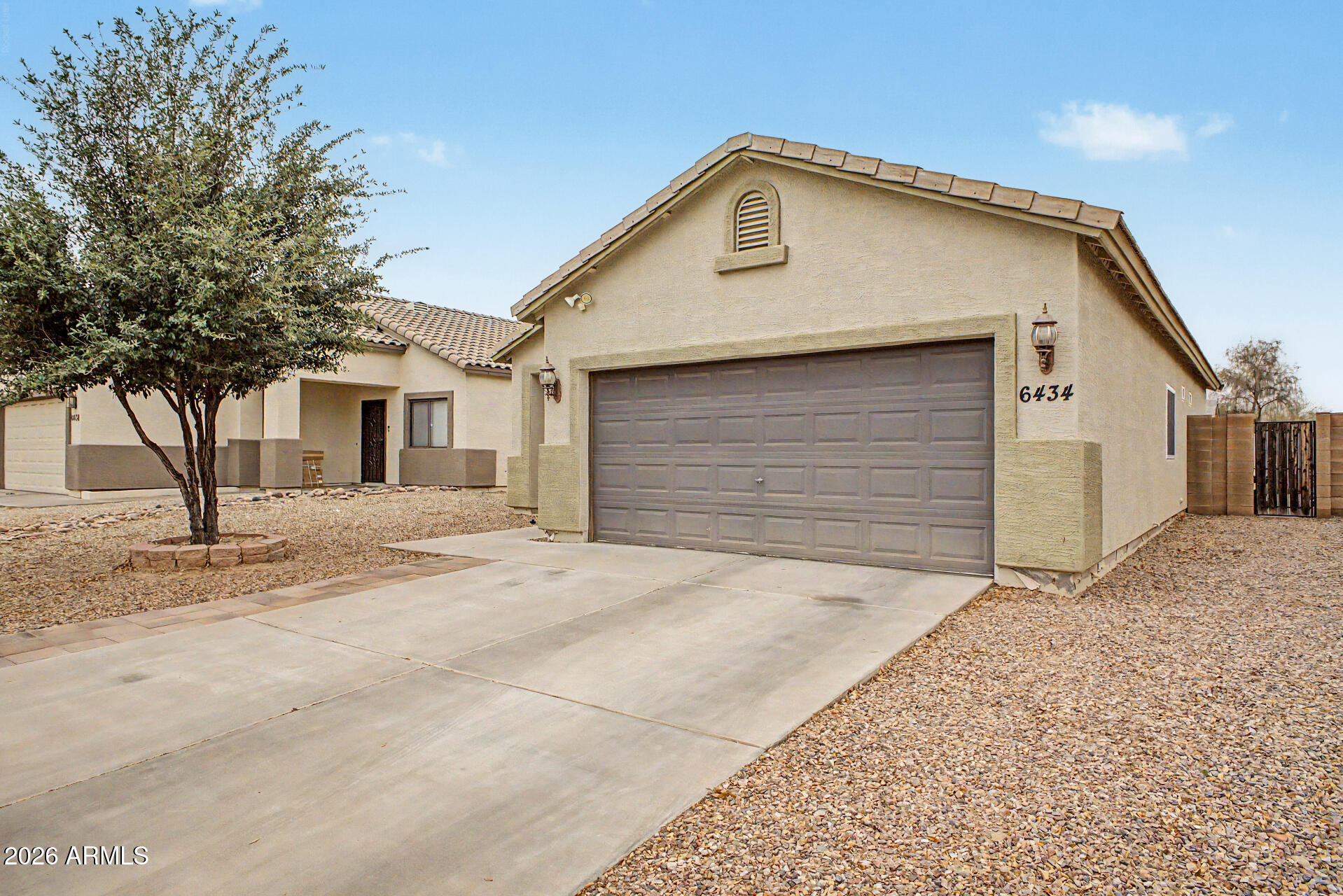 6434 S 10TH Drive