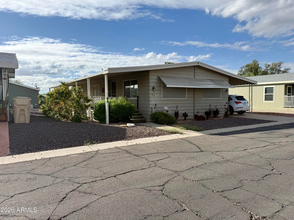 Photo of 10960 N 67th Avenue #218, Glendale, AZ 85304 (MLS # 7094027)