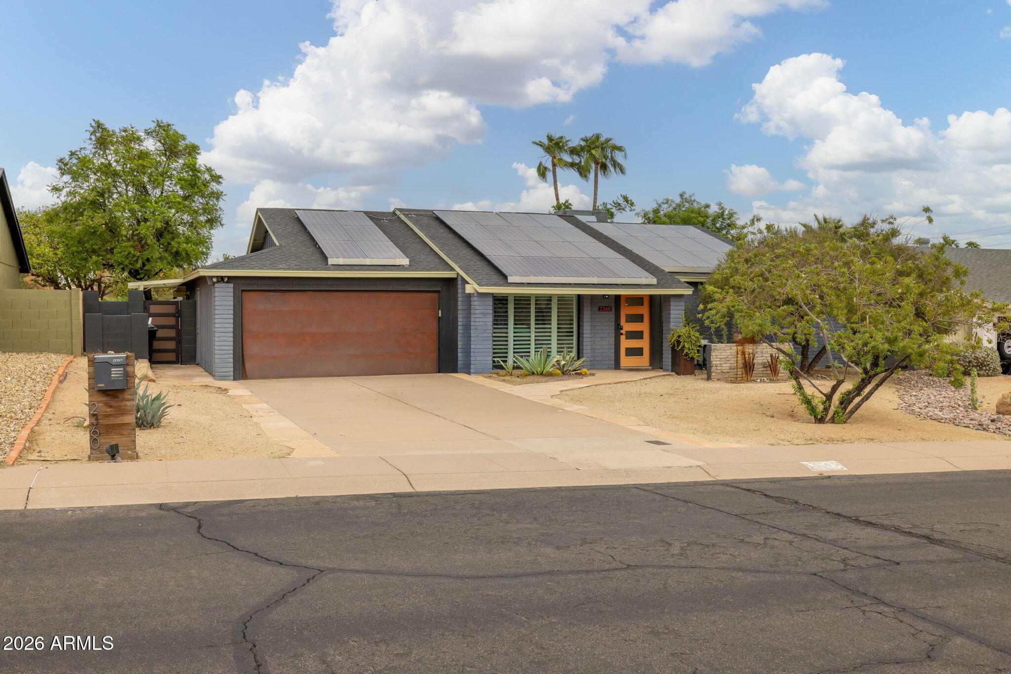 2360 E SAHUARO Drive