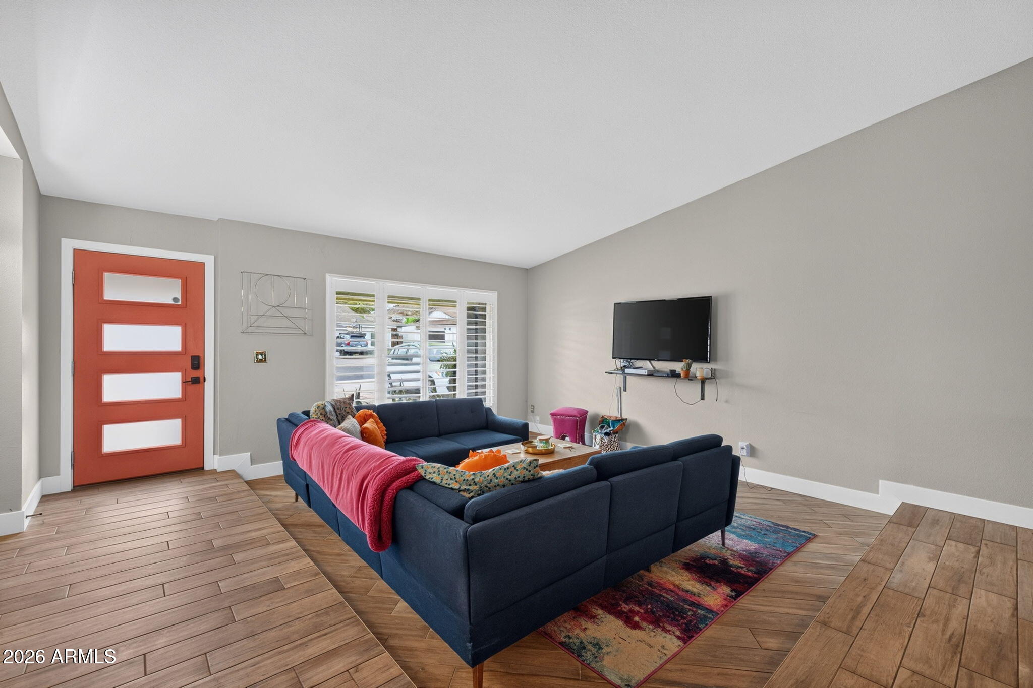 2360 E SAHUARO Drive