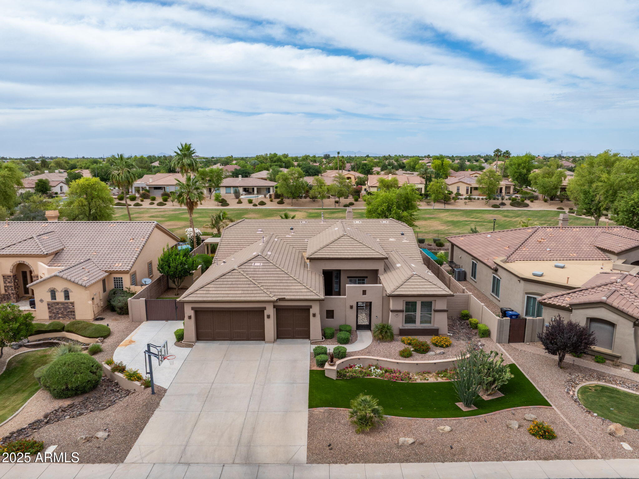654 E COUNTY DOWN Drive