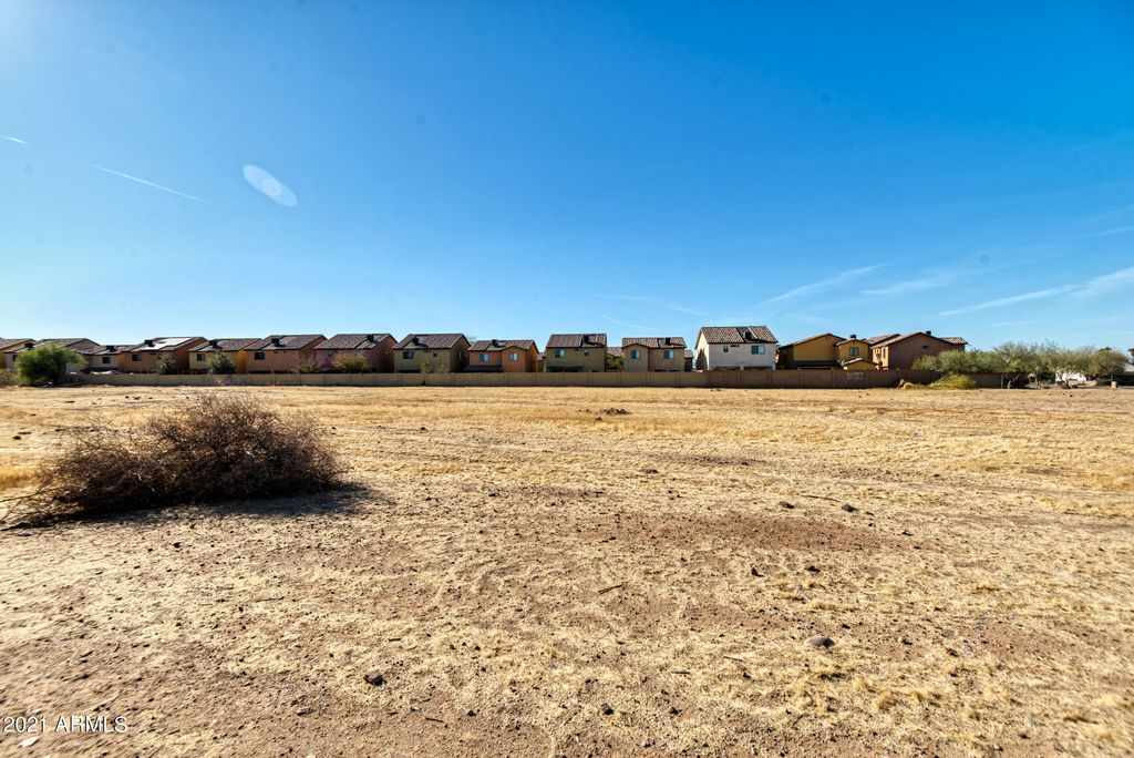 Photo of 245 W Wier Avenue #-, Phoenix, AZ 85041 (MLS # 6997337)