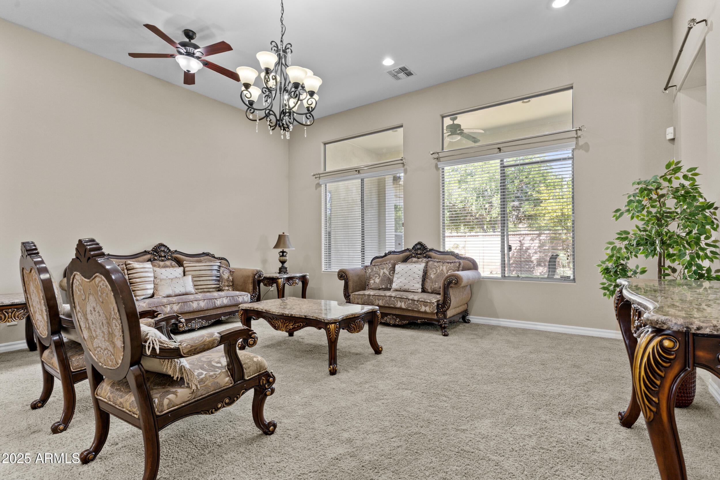 211 W NEW DAWN Drive