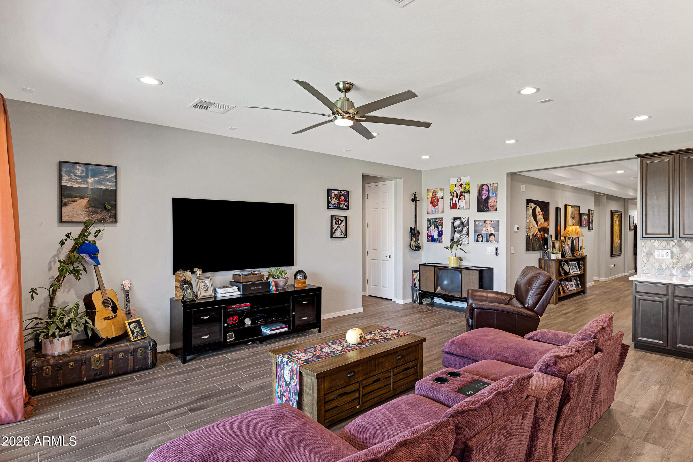 RANCHO EL DORADO - Residential