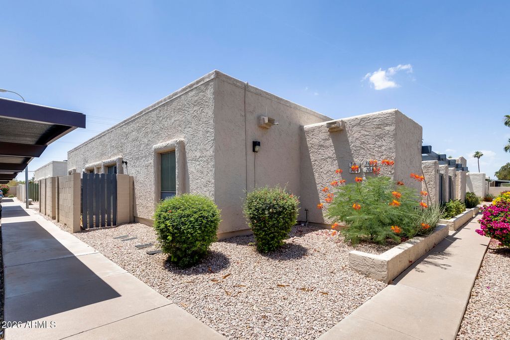Photo of 704 S Lebanon Lane, Tempe, AZ 85288 (MLS # 7030428)