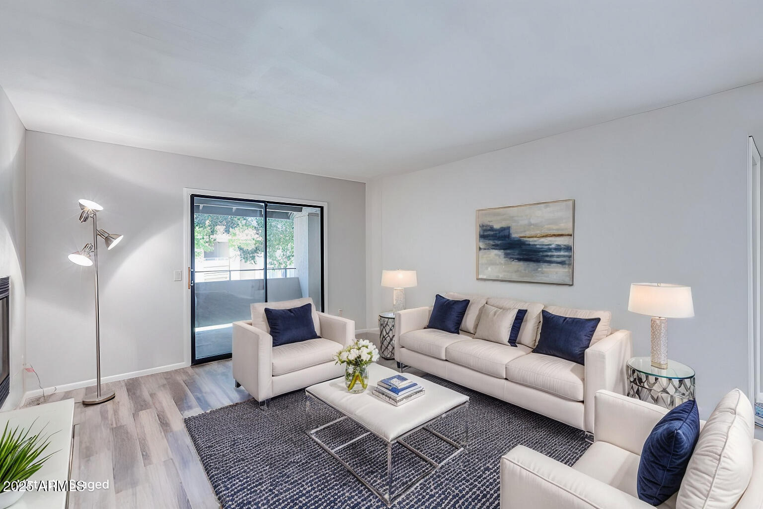 2146 W ISABELLA Avenue 215