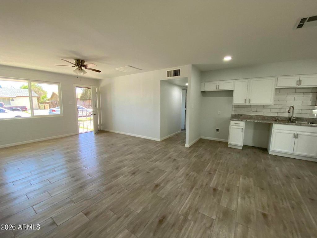 Photo of 5836 N 64th Avenue, Glendale, AZ 85301 (MLS # 6967714)