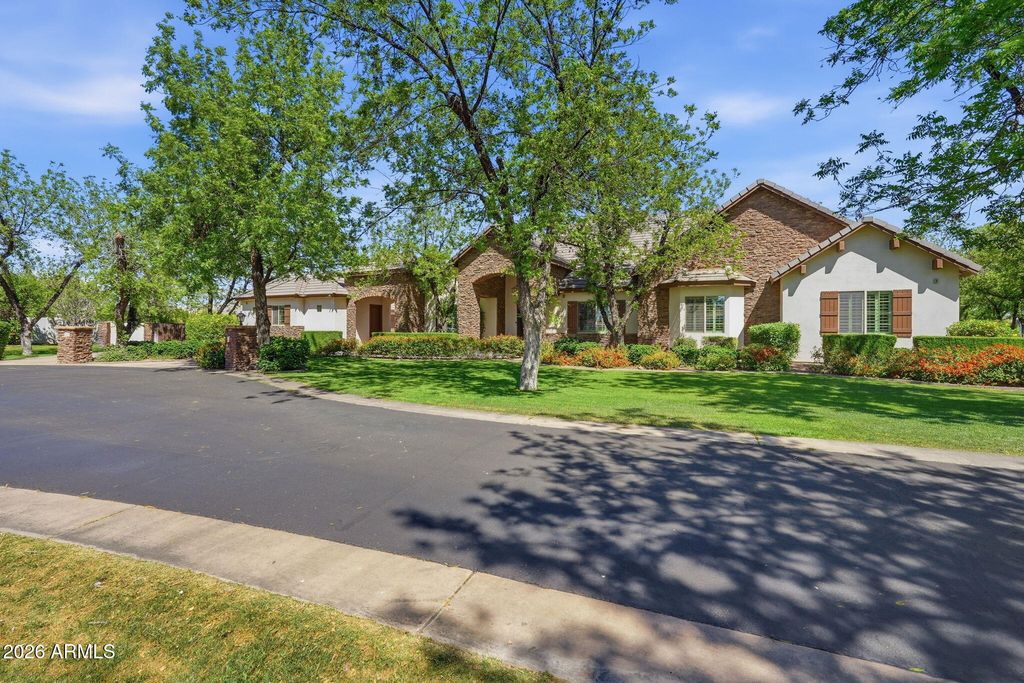 Photo of 24055 S 201st Way, Queen Creek, AZ 85142 (MLS # 7012239)