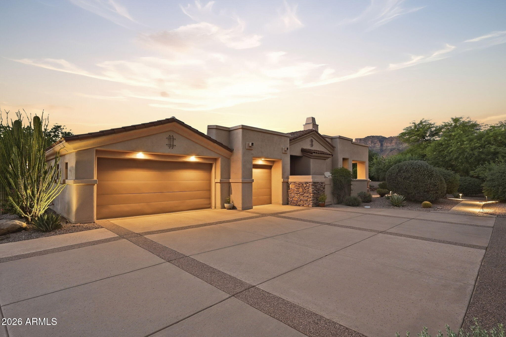 3205 S Ponderosa Drive