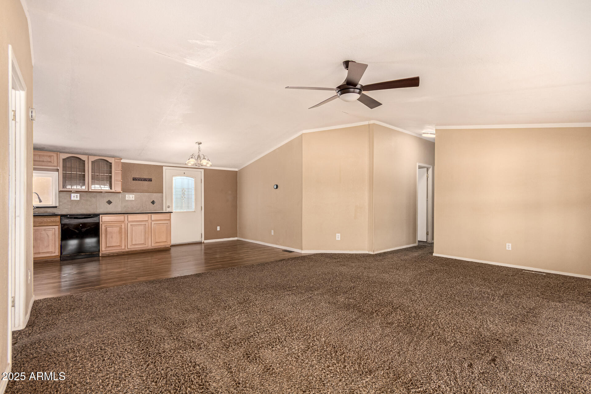 21137 W DOVE VALLEY Road