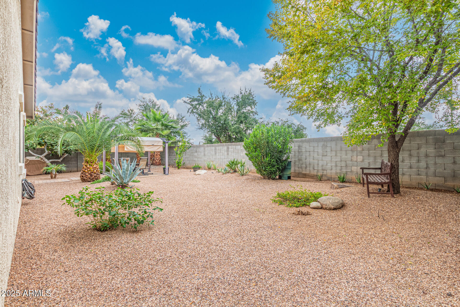 11752 N 165TH Avenue