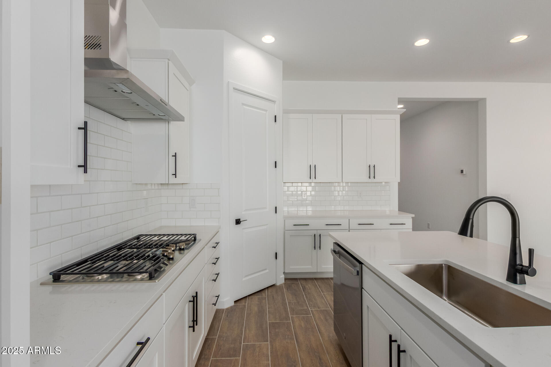 15866 W MIAMI Street