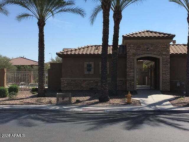 1792 W Homestead Drive