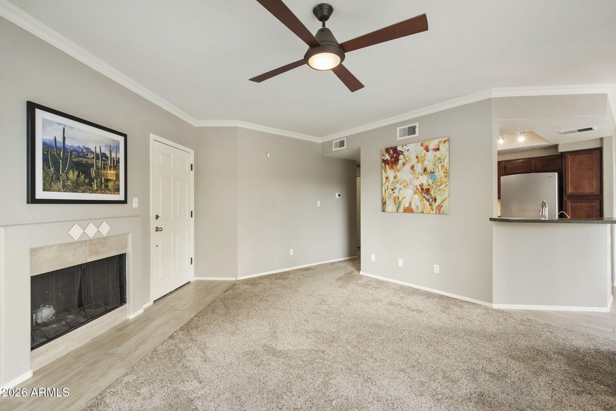 750 E NORTHERN Avenue 2051