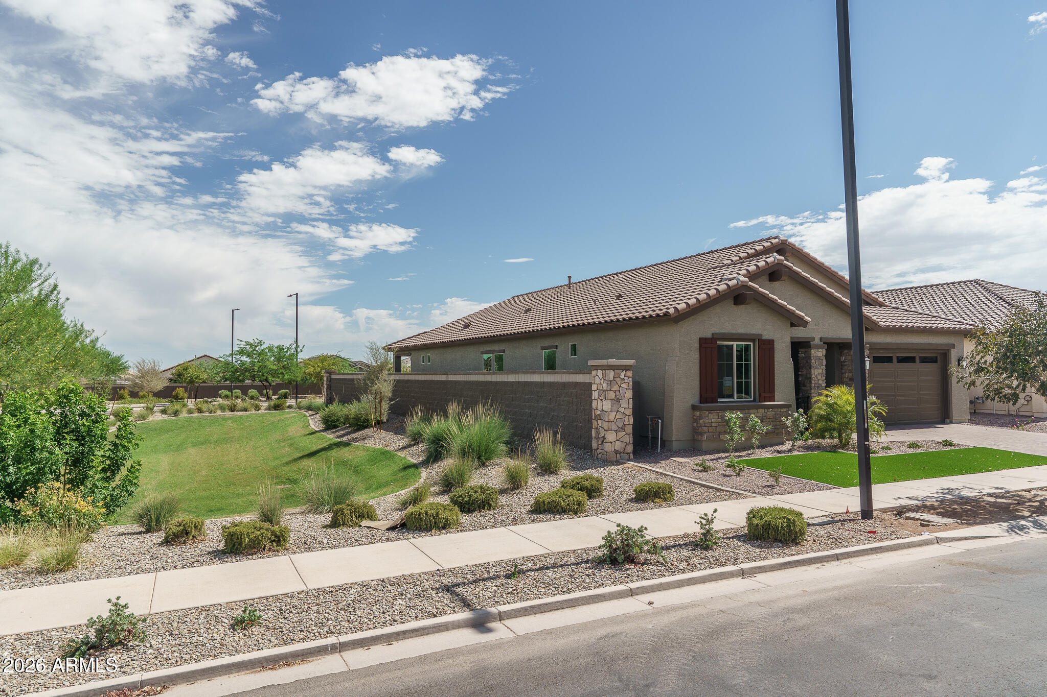 15743 W MARIPOSA GRANDE --