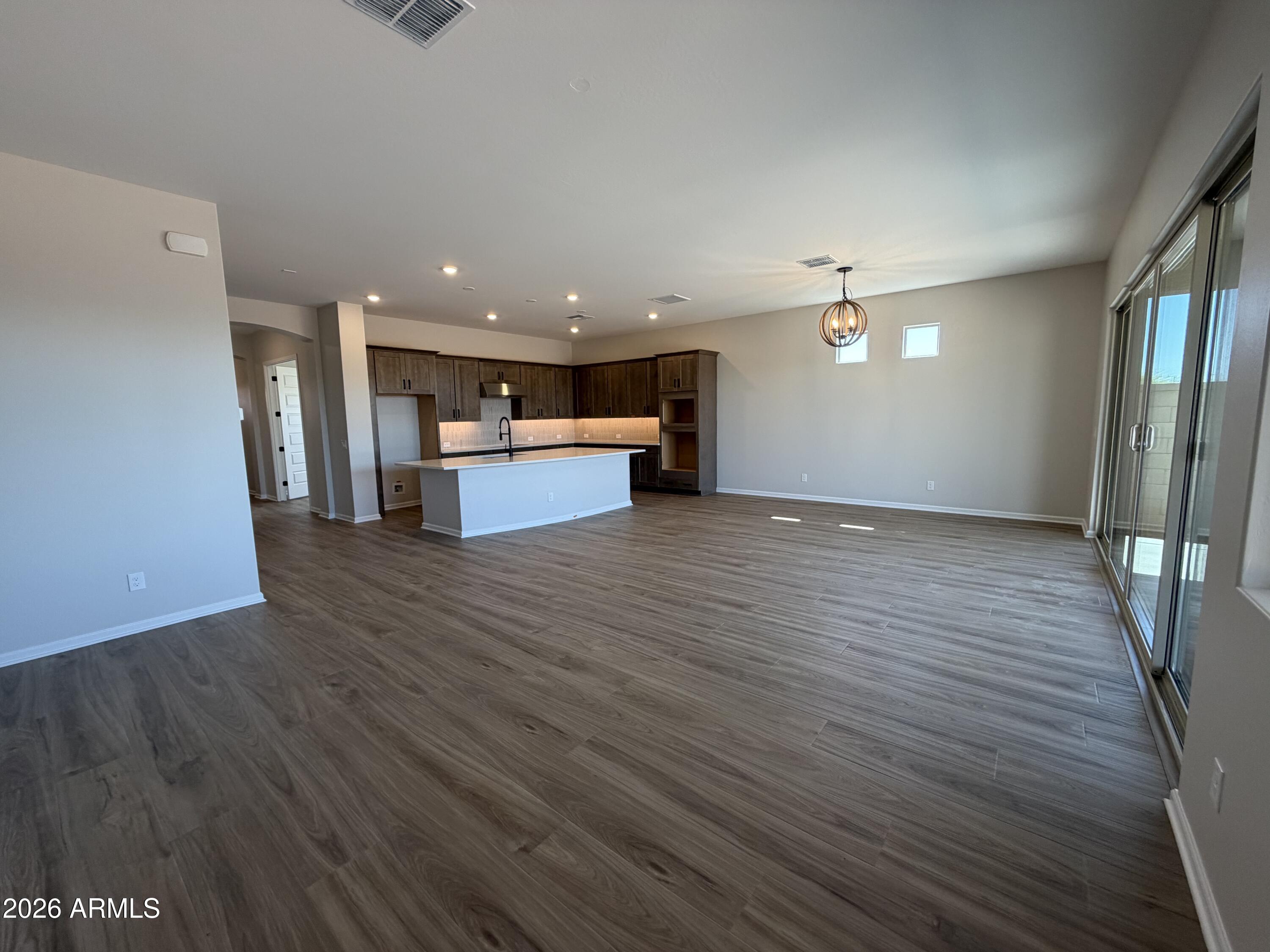 15743 W MARIPOSA GRANDE --