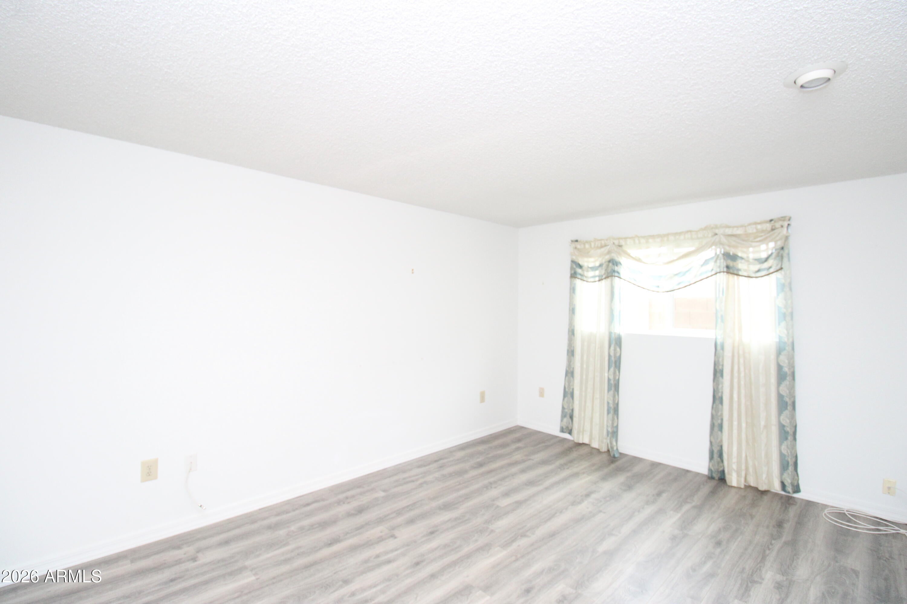 10802 W WHITE MOUNTAIN Road