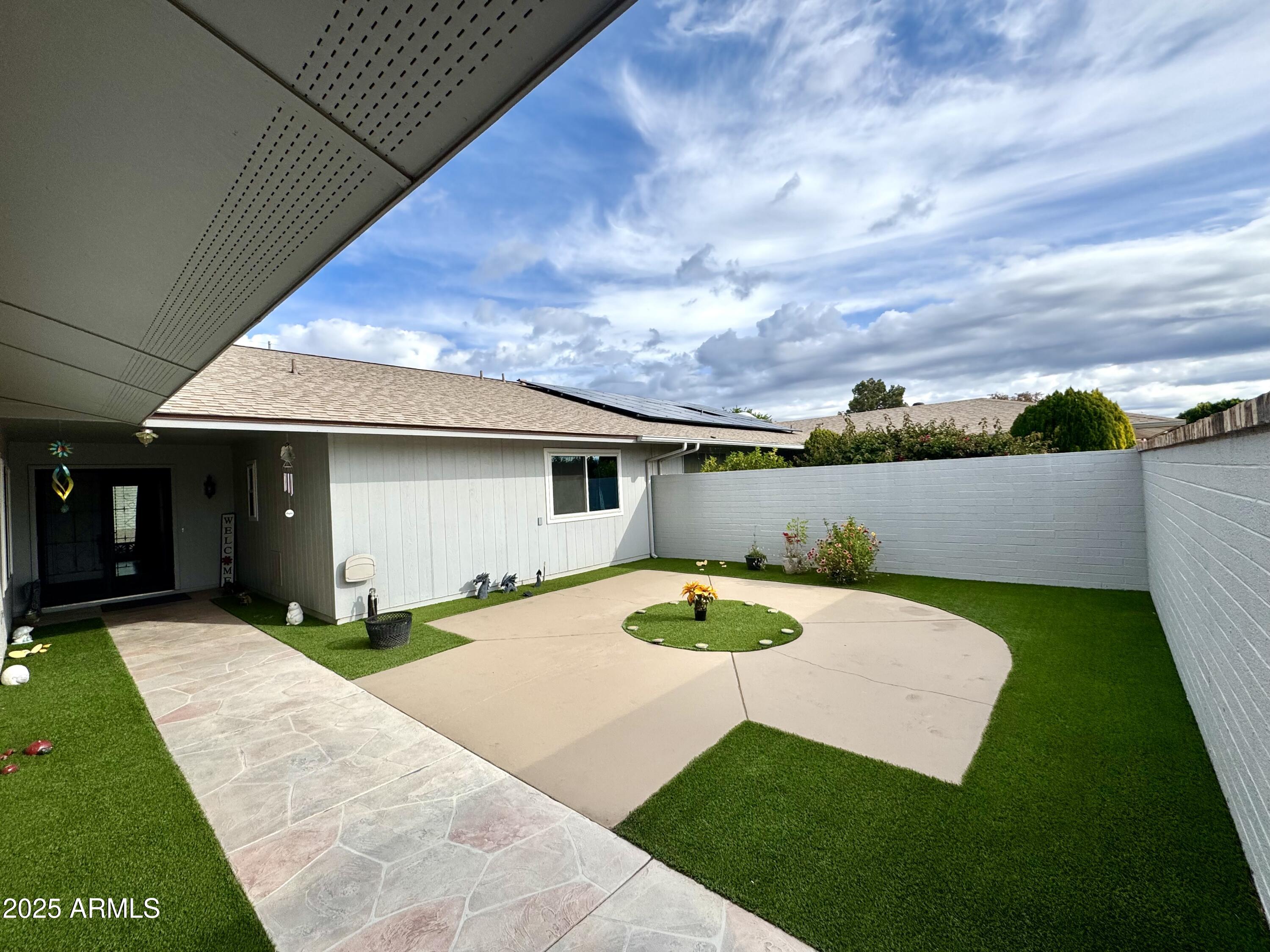 10520 W CAMPANA Drive