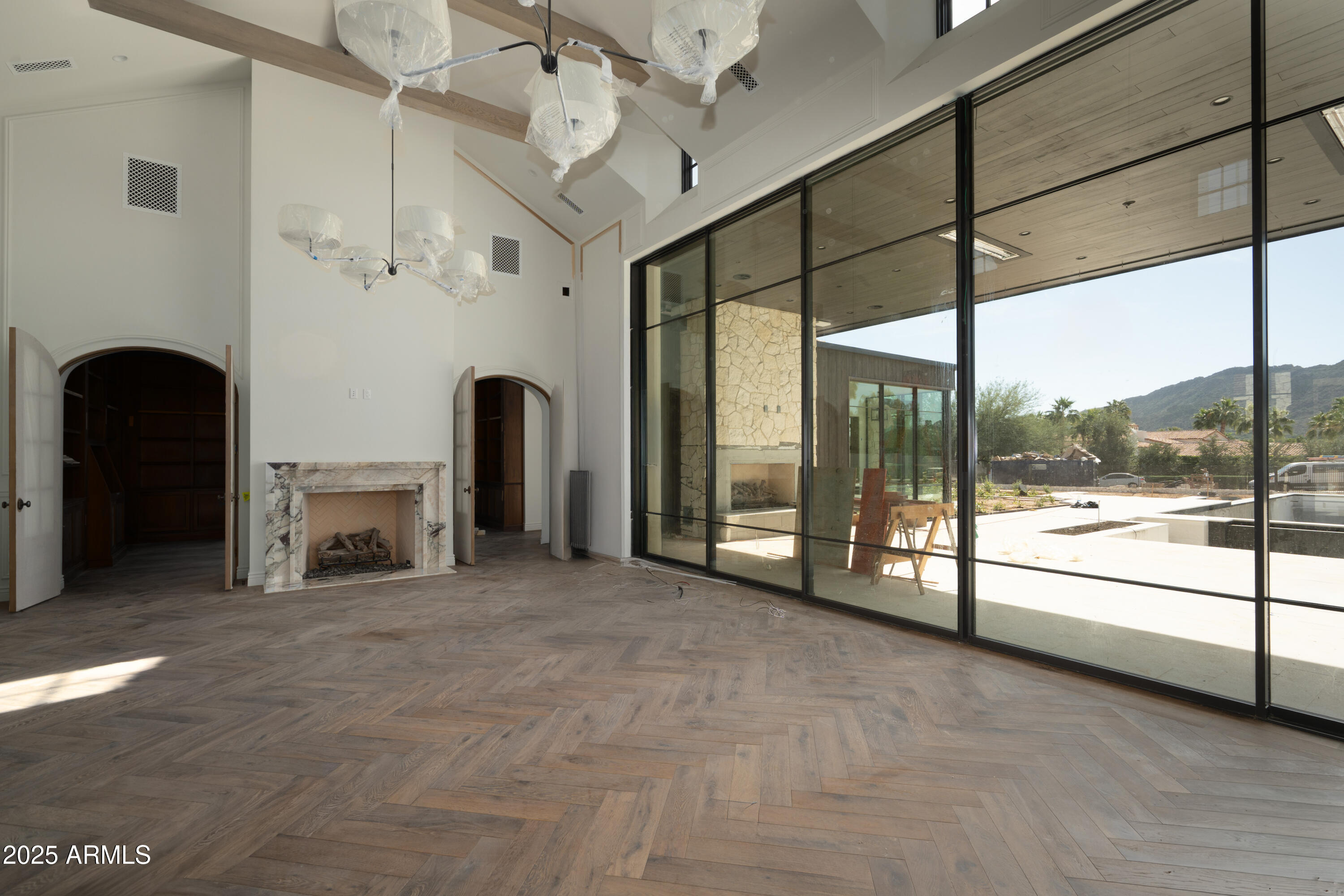 5902 E CACTUS WREN Road