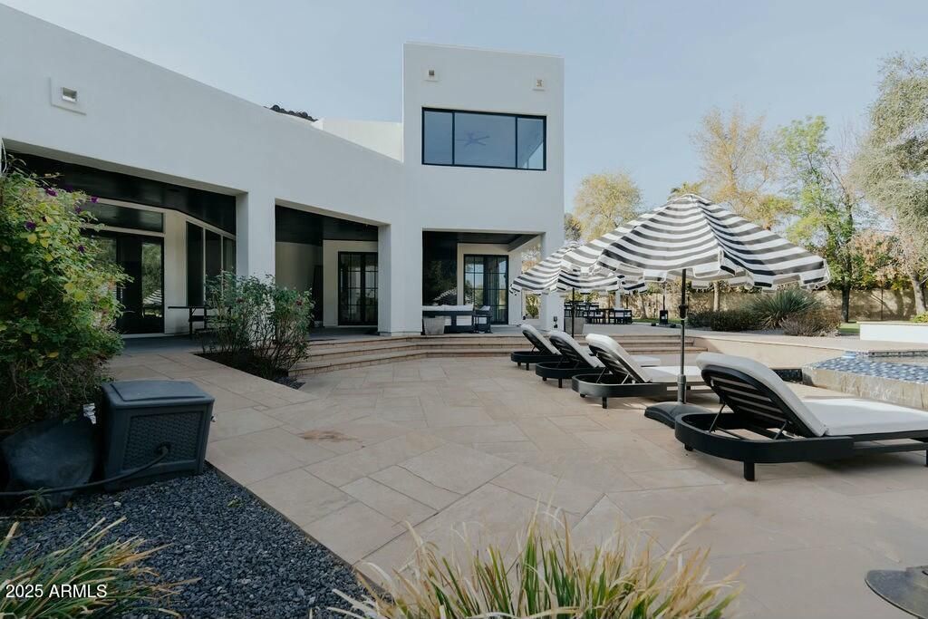 listing image 84