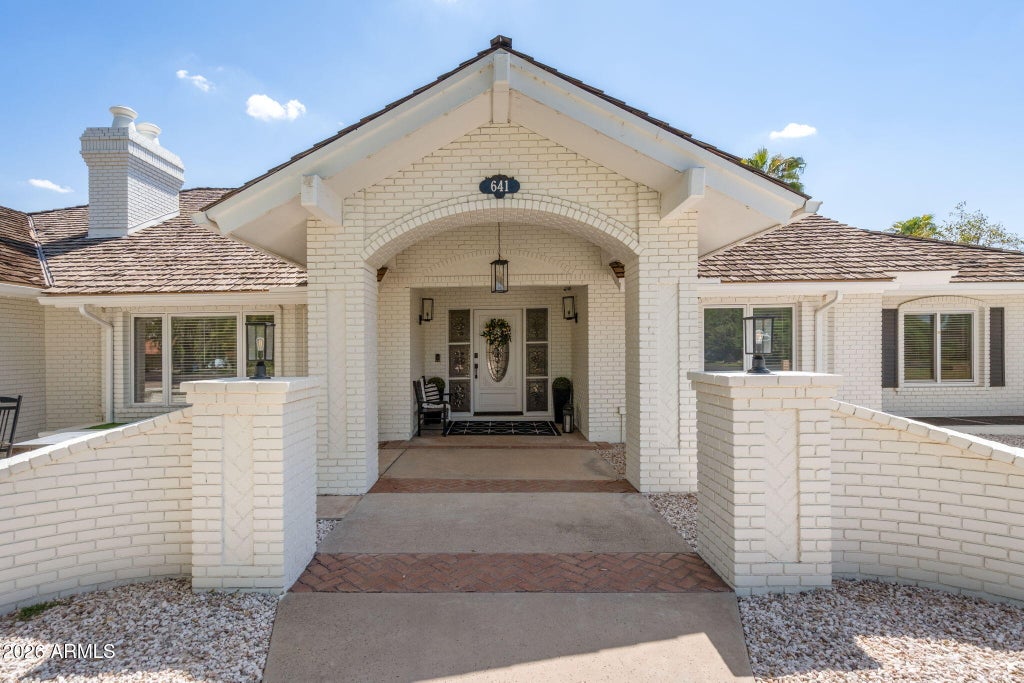 Photo of 641 E Houston Avenue, Gilbert, AZ 85234 (MLS # 7080451)
