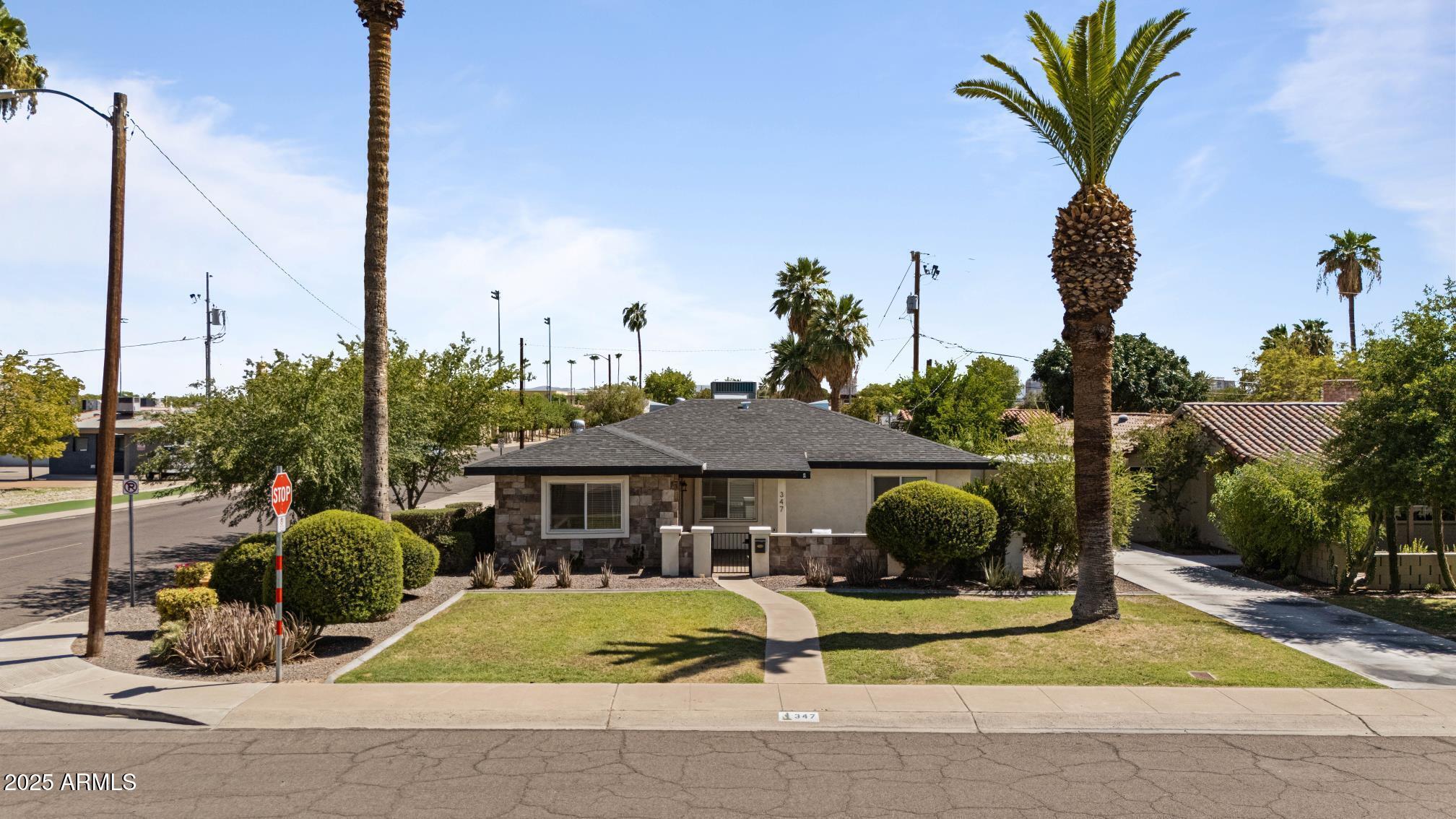 347 E MARIPOSA Street
