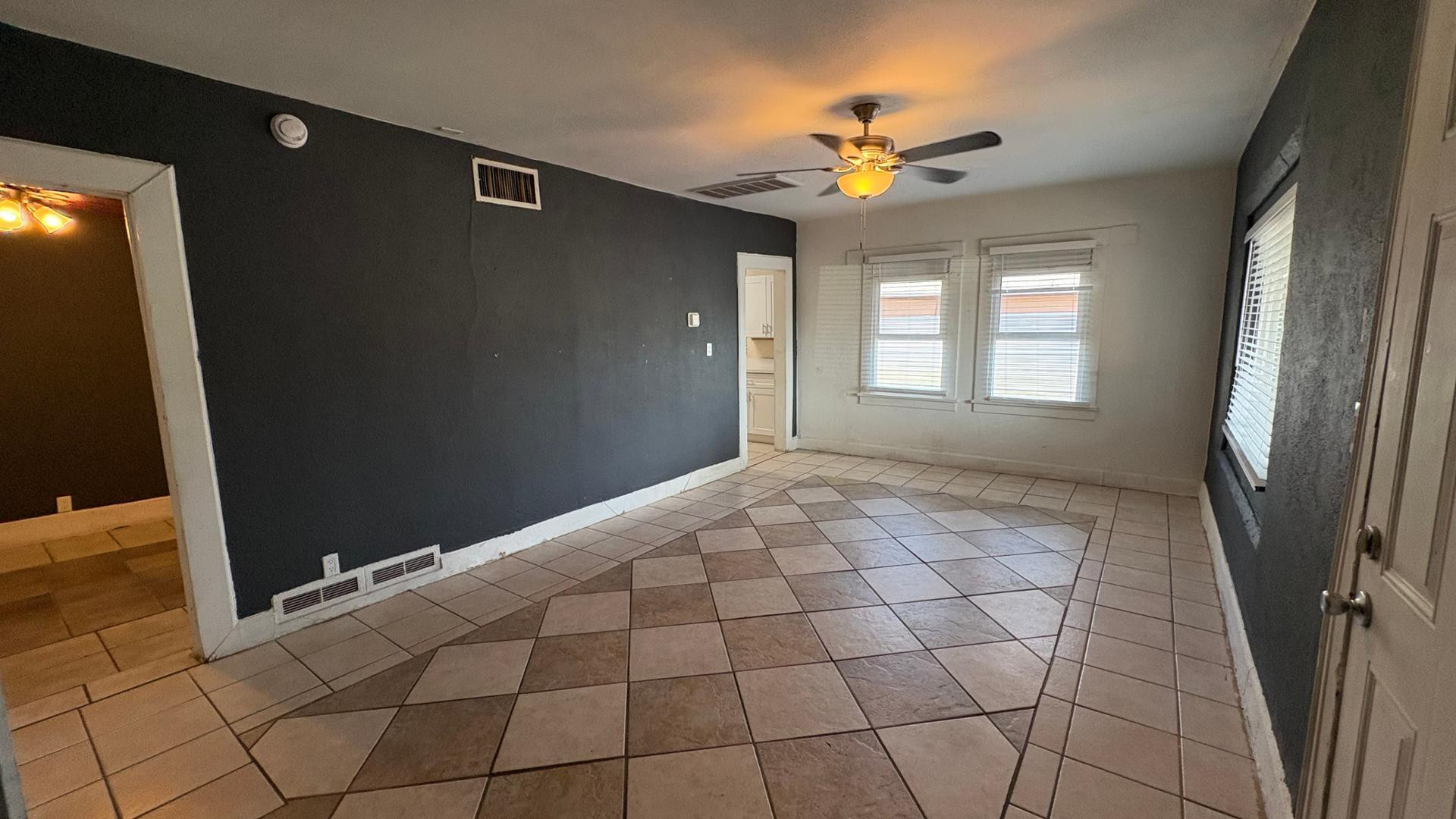 126 N 10th Avenue #1