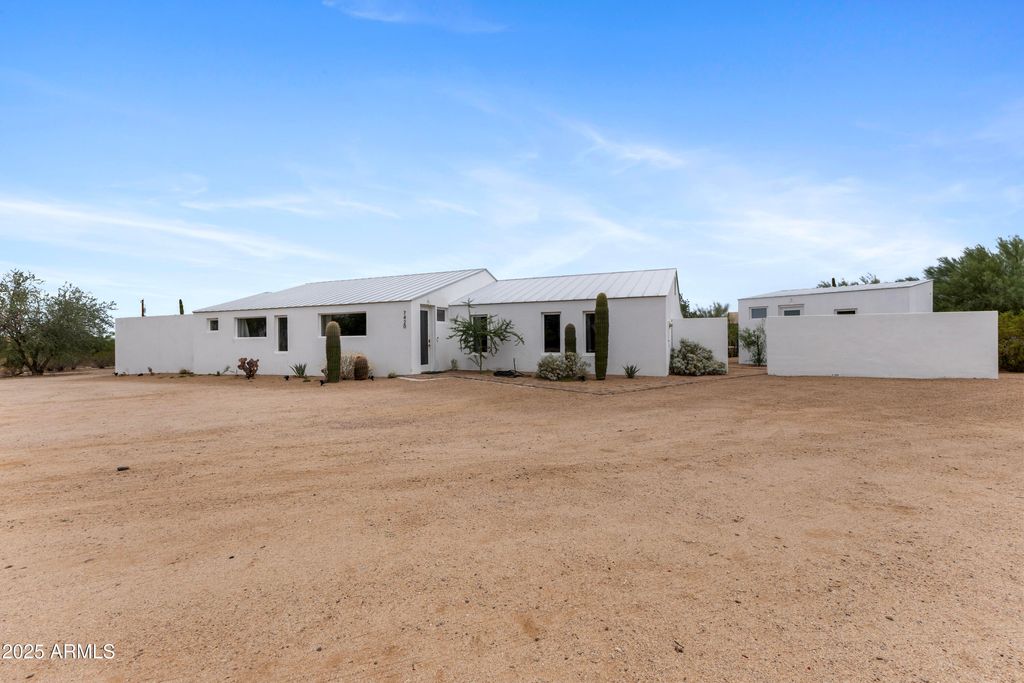 Photo of 7420 E Mallory Street, Mesa, AZ 85207 (MLS # 6932770)