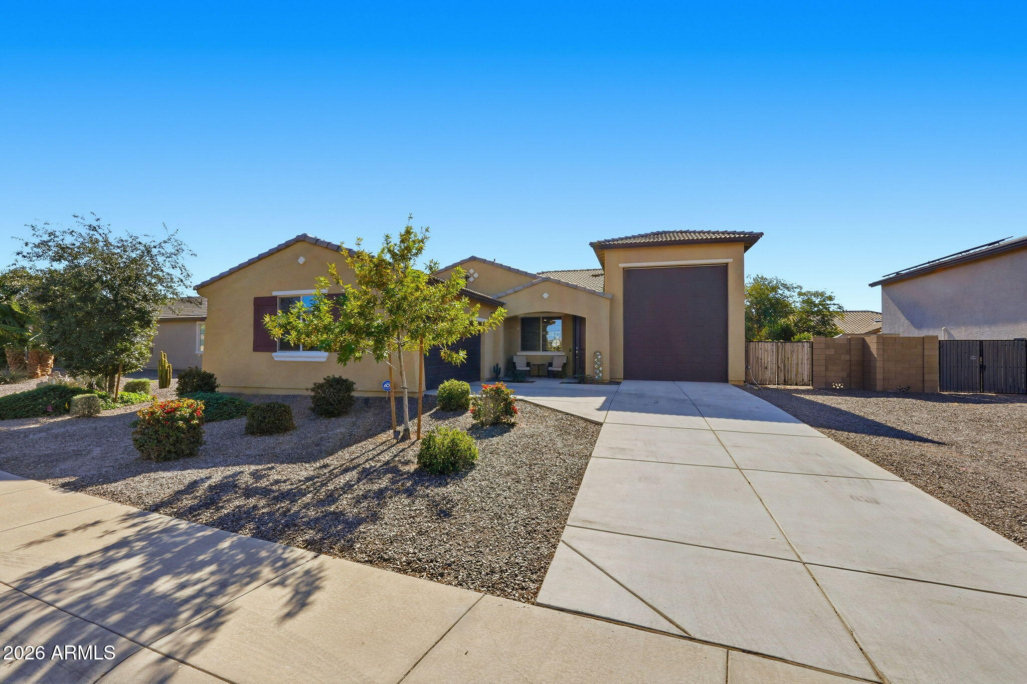 651 W CASA MIRAGE Drive