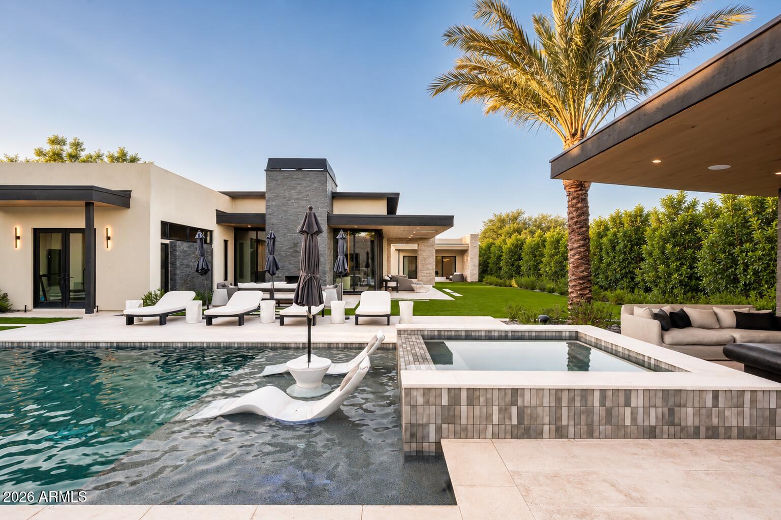 6822 E Solcito Lane