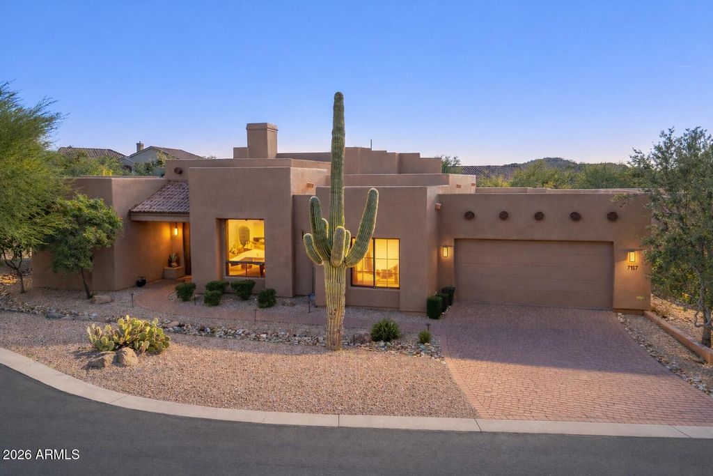 Photo of 7417 E Sugarloaf Street, Mesa, AZ 85207 (MLS # 6995960)