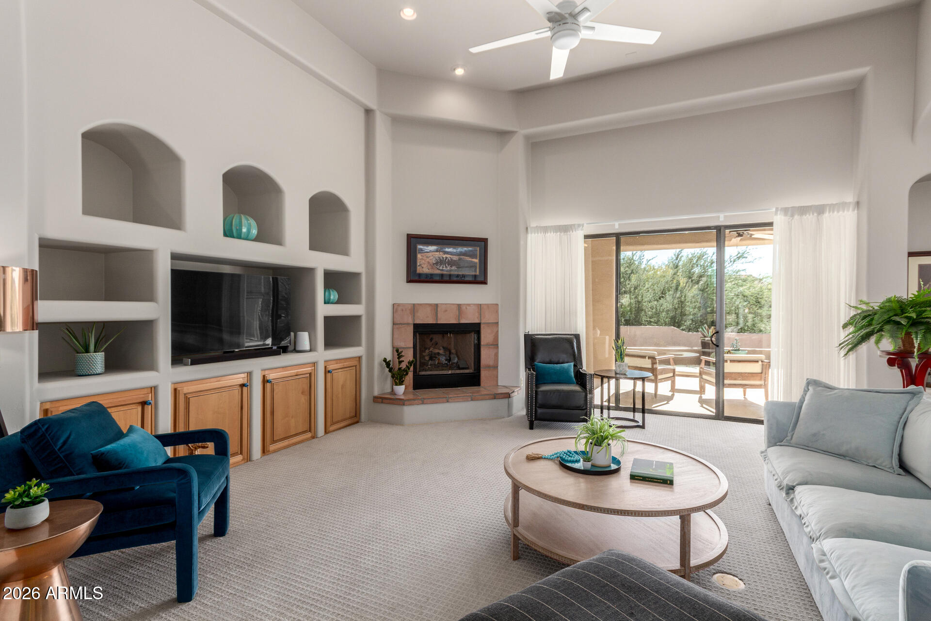 7417 E SUGARLOAF Street