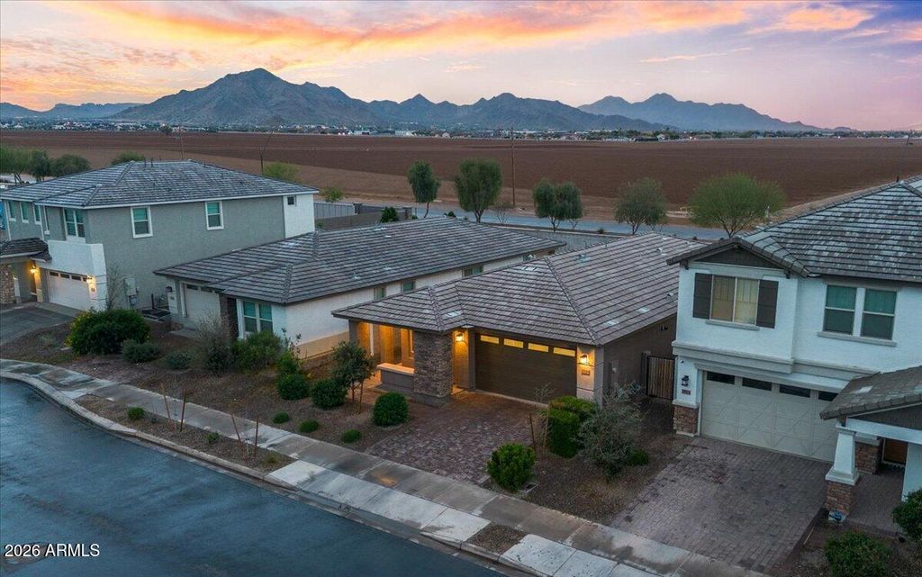 Photo of 25588 S 224th Place, Queen Creek, AZ 85142 (MLS # 6992080)