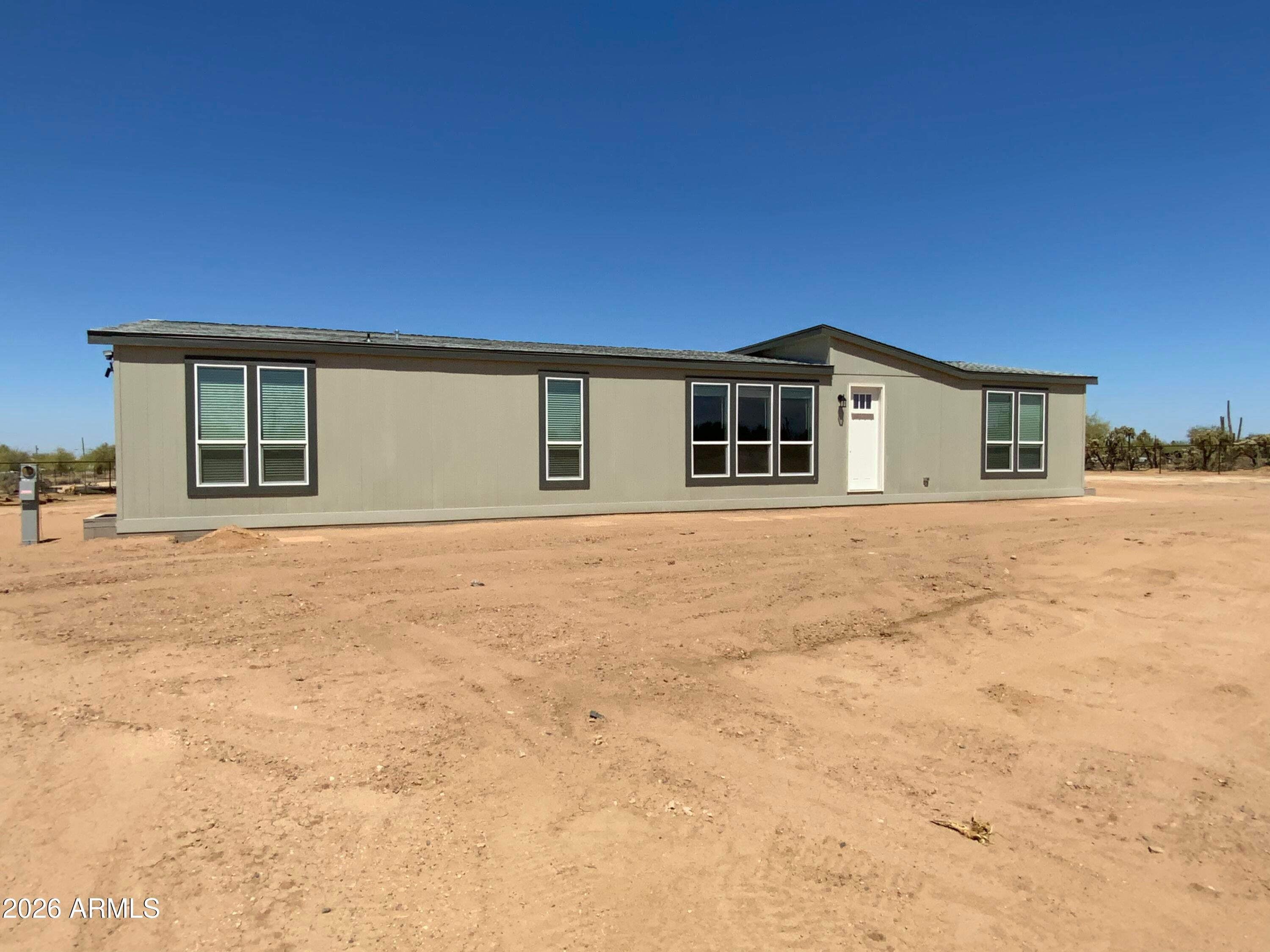 24046 E CHOLLA Road