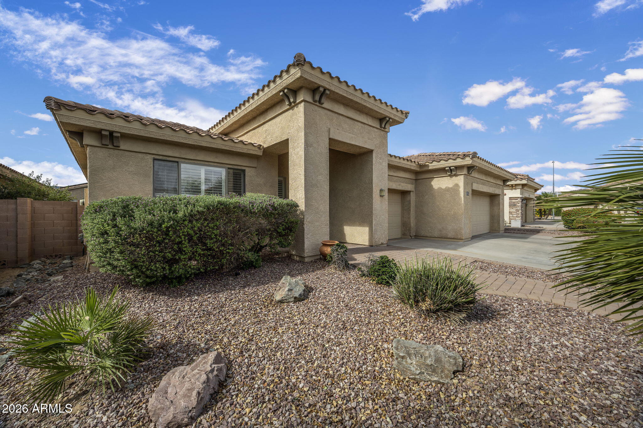 2328 W BLAYLOCK Drive