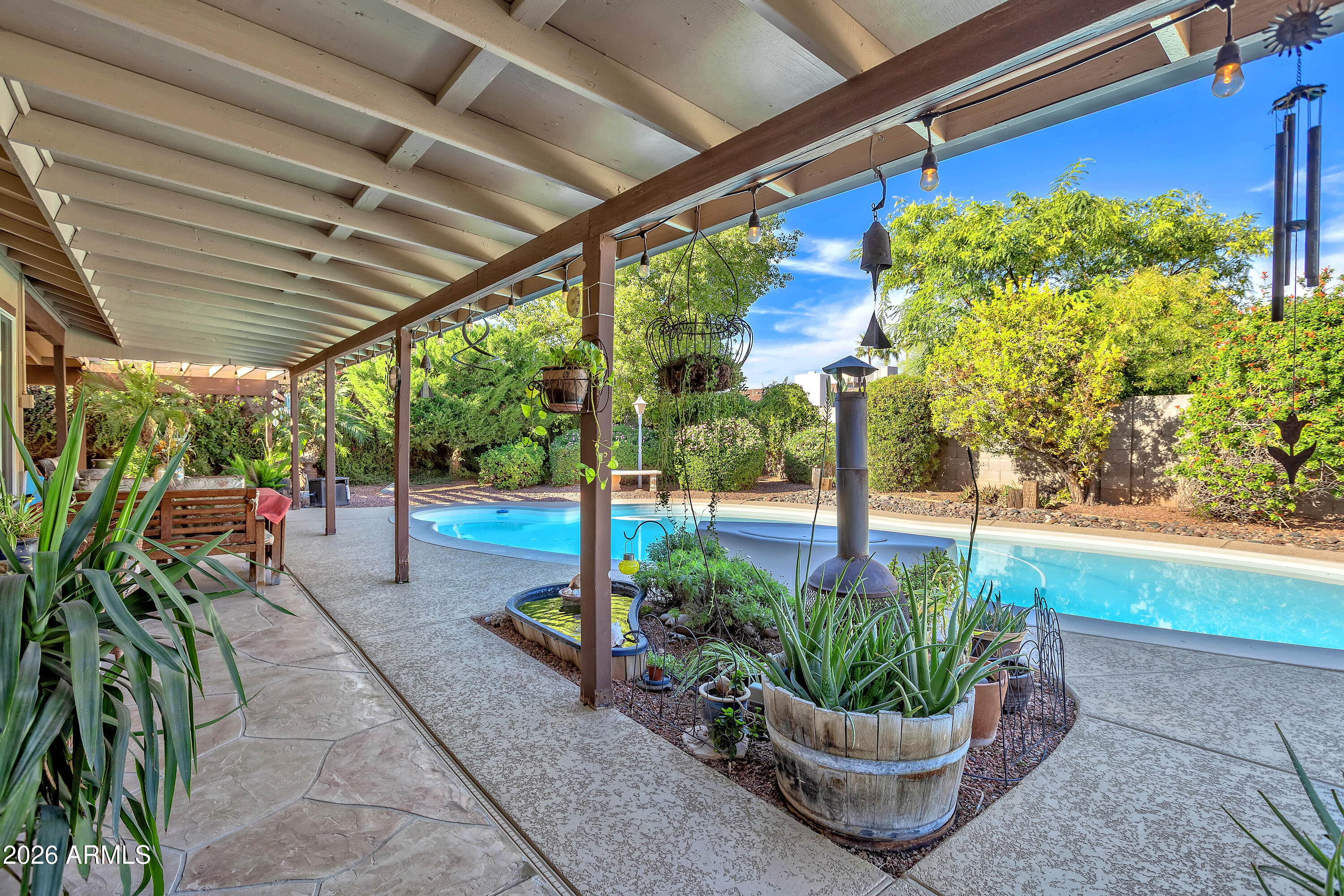 2638 E DESERT COVE Avenue