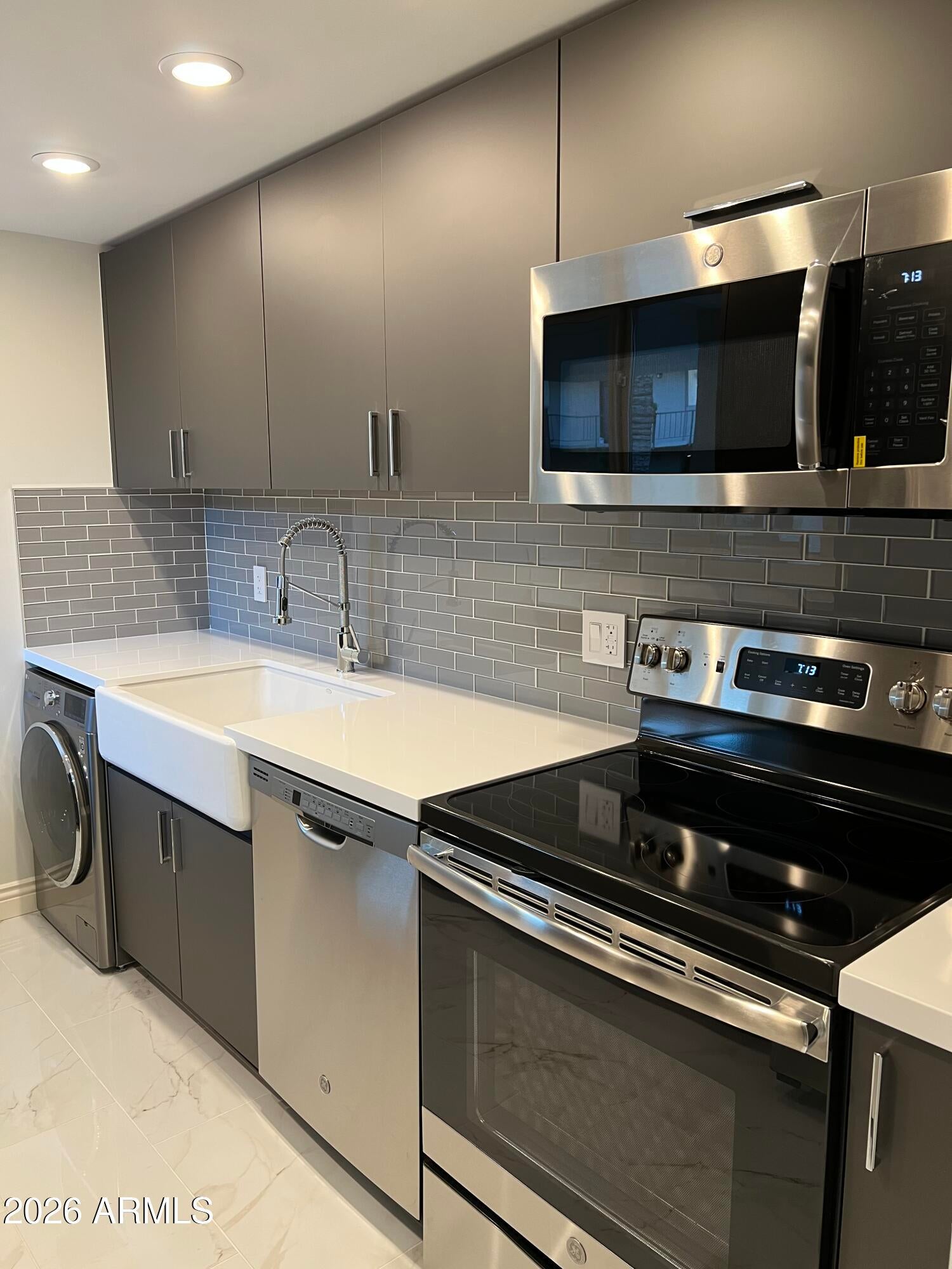 4727 E Lafayette Boulevard 204